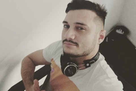 A banalização do título de DJ e formador de opinião musical levanta debate no mercado cultural